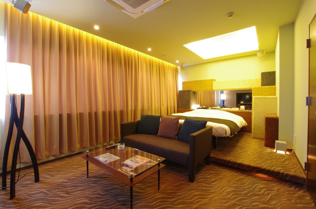 Blue Hotel Octa (Adults Only) Sapporo Exterior photo