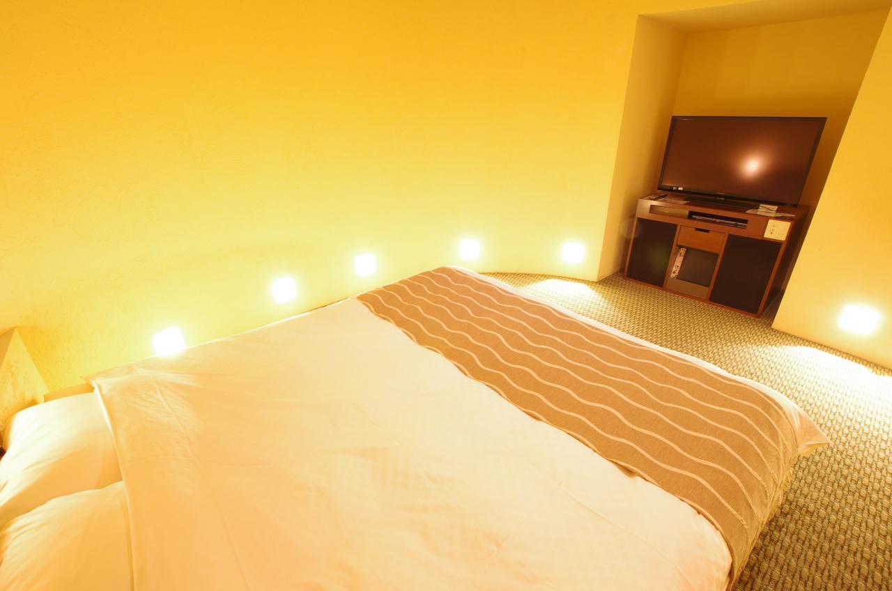 Blue Hotel Octa (Adults Only) Sapporo Exterior photo